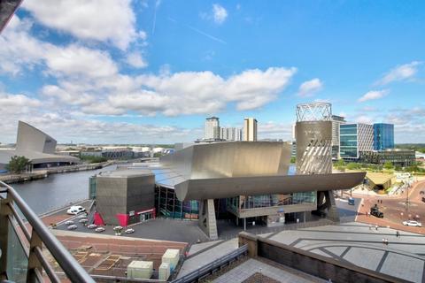 2 bedroom apartment to rent, The Quays, Salford M50