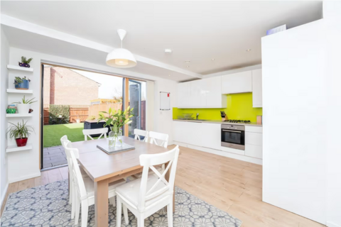 4 bedroom terraced house for sale, Greenfield Place, Hayes UB3