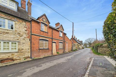 High Street, Towcester NN12