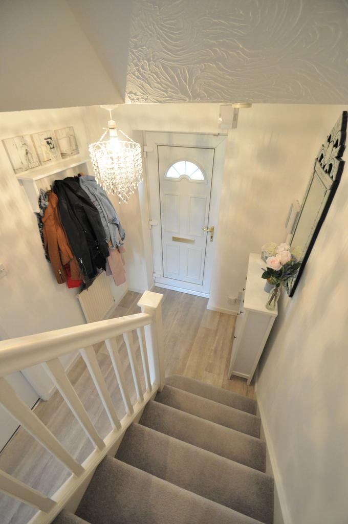 Entrance/Hallway