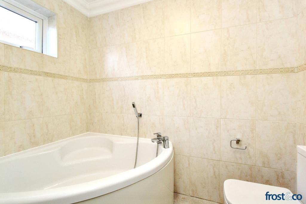 En-Suite Bath