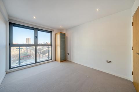 2 bedroom flat for sale, Tabard Street, Borough, London Bridge, London, SE1