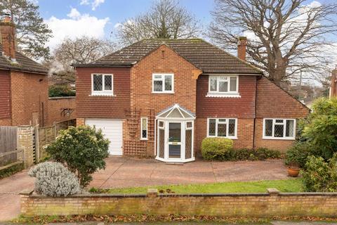 5 bedroom detached house for sale, Bolters Road, Horley RH6