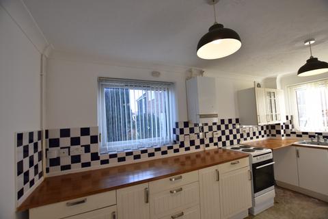2 bedroom semi-detached house to rent, Juniper Cresent, Longthorpe, Peterborough, PE3