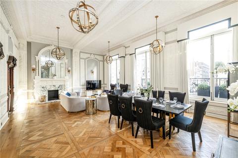 2 bedroom apartment to rent, Strand, Covent Garden, London, WC2R
