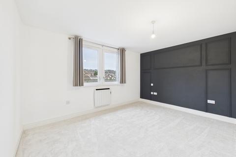1 bedroom apartment for sale, Castle House, Desborough Road, High Wycombe, Buckinghamshire, HP11 2FP
