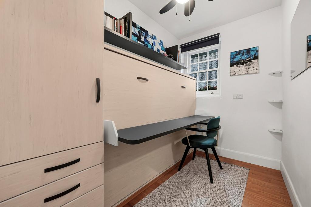 Bedroom/Study