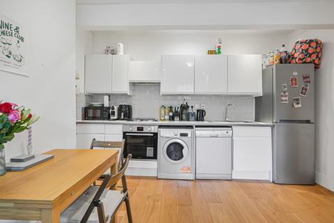 3 bedroom flat to rent, St. John's Grove, London