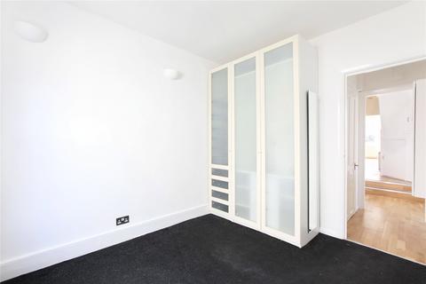 2 bedroom flat to rent, Mysore Road, Battersea, London
