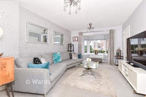 4 bedroom detached house for sale, Hop Pocket Way, Headcorn, Kent