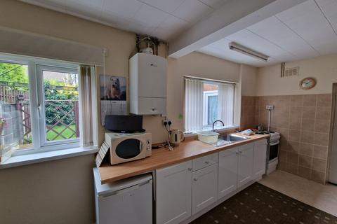 undefined, Farmbrook Avenue, Bushbury WV10