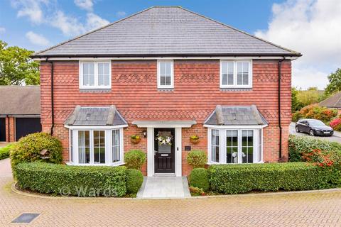 4 bedroom detached house for sale, Hop Pocket Way, Headcorn TN27