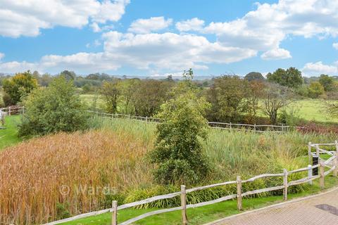 4 bedroom detached house for sale, Hop Pocket Way, Headcorn TN27