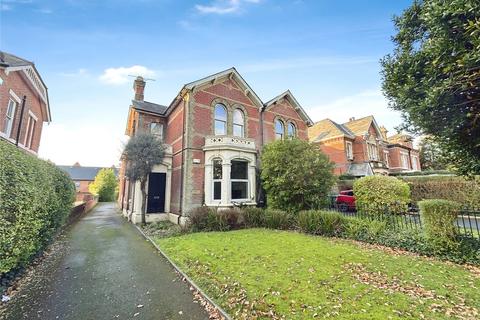 2 bedroom flat to rent, Cavendish Grove, Hampshire SO17