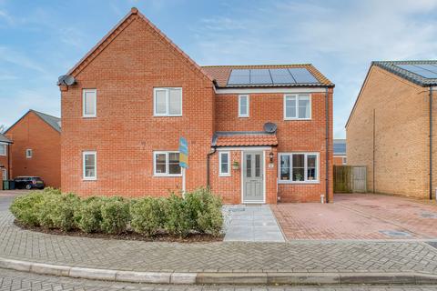 3 bedroom semi-detached house for sale, Portobello Drive, Martham