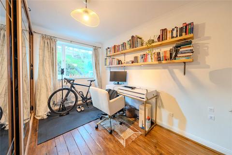 4 bedroom semi-detached house for sale, Greenacre Park Avenue, Rawdon, Leeds, West Yorkshire