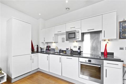 1 bedroom flat to rent, The Latitude, London SW4