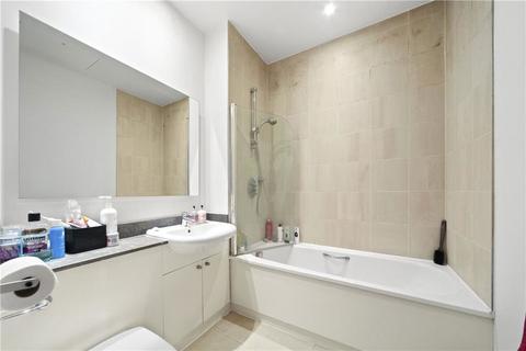 1 bedroom flat to rent, The Latitude, London SW4
