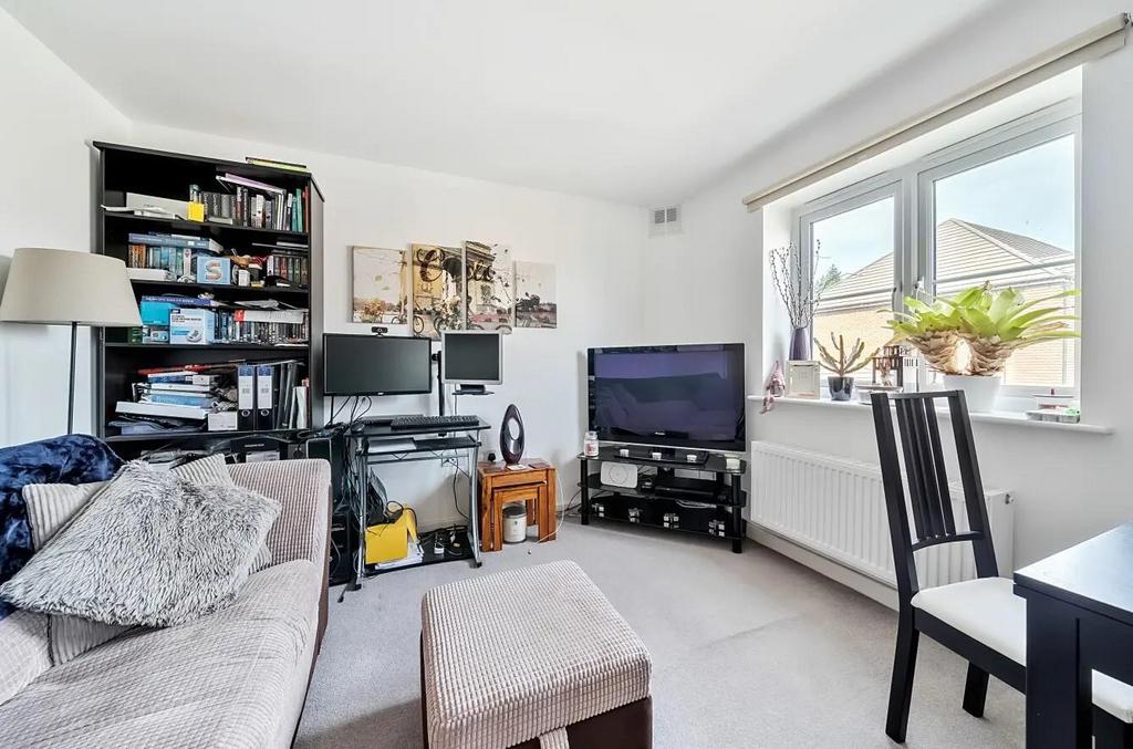 Living Room.jpg