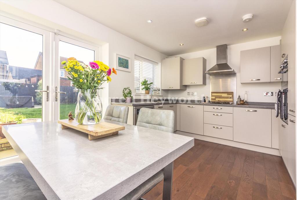 Kitchen e