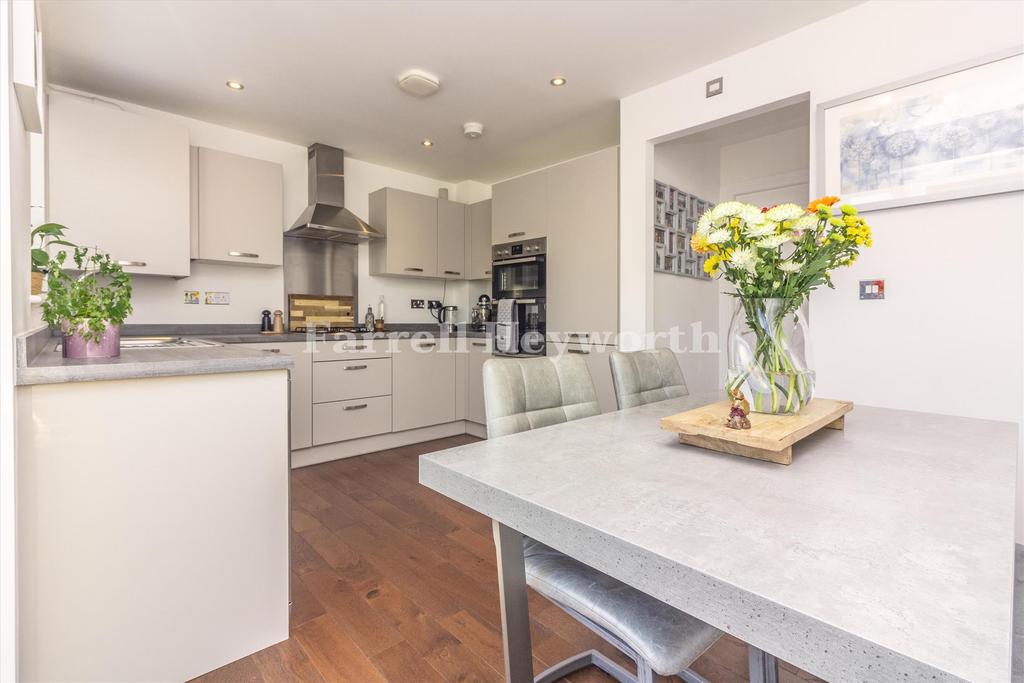 Kitchen d