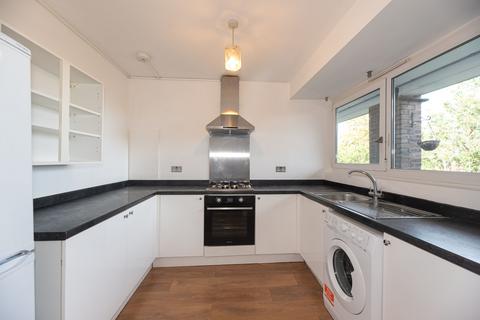 undefined, Arnal Crescent, London, SW18