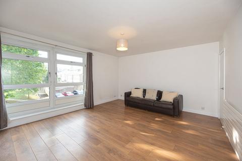 undefined, Arnal Crescent, London, SW18