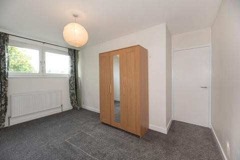 undefined, Arnal Crescent, London, SW18