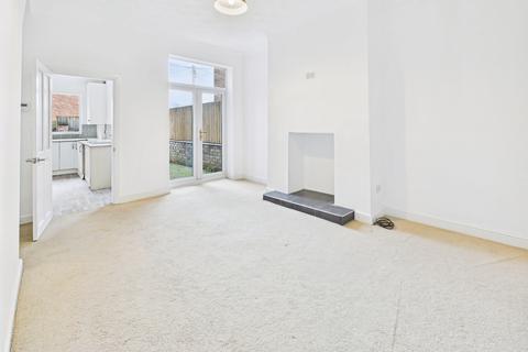3 bedroom terraced house to rent, Springfield Road, Wigan, WN6