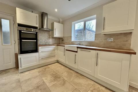 3 bedroom property for sale, Coronation Crescent, Margate, CT9