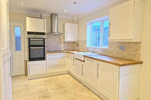 3 bedroom property for sale, Coronation Crescent, Margate, CT9