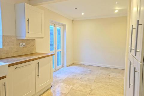 3 bedroom property for sale, Coronation Crescent, Margate, CT9