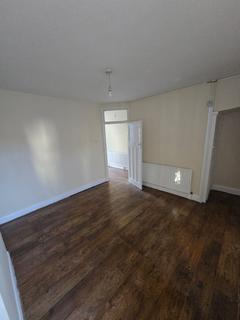 4 bedroom terraced house to rent, London E6