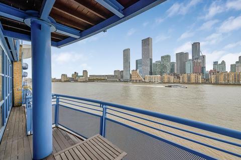 3 bedroom flat for sale, Rotherhithe Street, London SE16