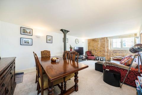 undefined, Rotherhithe Street, London SE16