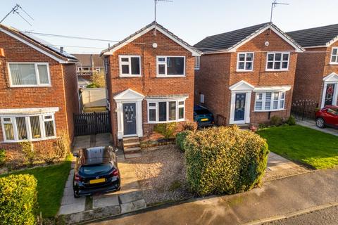 2 bedroom detached house for sale, Moorside Vale, Drighlington BD11 1DW