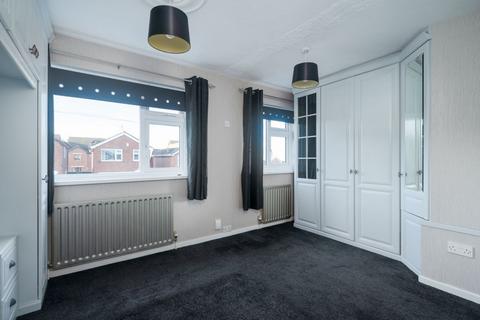 2 bedroom detached house for sale, Moorside Vale, Drighlington BD11 1DW