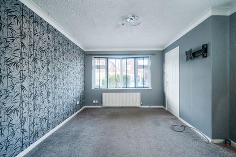 2 bedroom detached house for sale, Moorside Vale, Drighlington BD11 1DW