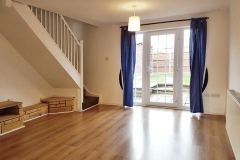 2 bedroom semi-detached house to rent, Holmfirth Close, Hereford, HR2