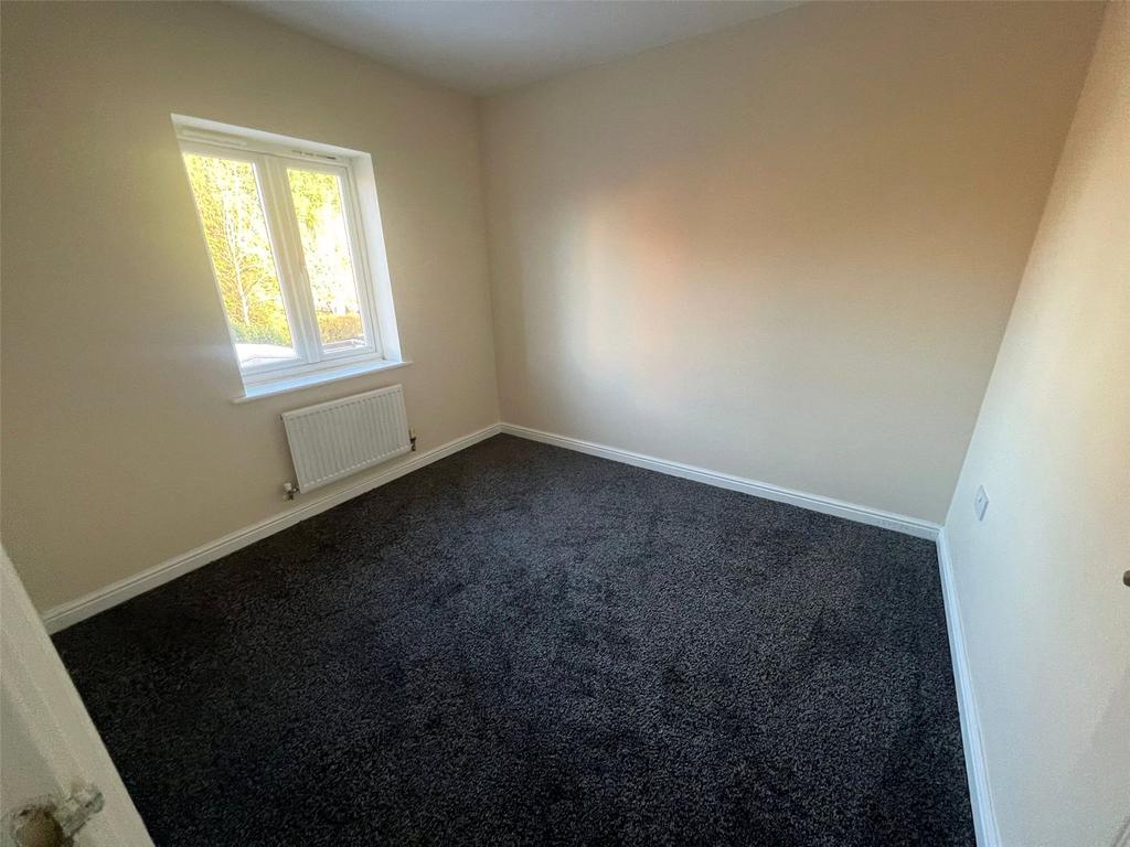 Bedroom 1 (Back)
