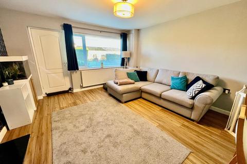 2 bedroom end of terrace house for sale, Valley Rise, Desborough, Kettering