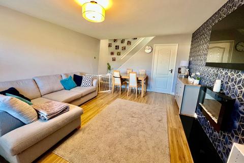 2 bedroom end of terrace house for sale, Valley Rise, Desborough, Kettering