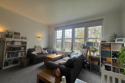 2 bedroom flat to rent, Arnewood House, BH6