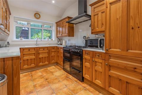 3 bedroom bungalow for sale, Cambridge Avenue, Rochdale OL11