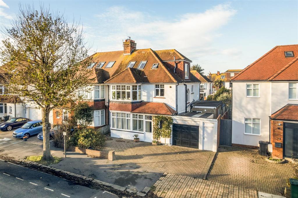 48 Braemore Road 23.jpg