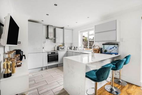 4 bedroom semi-detached house for sale, Rowley Lane, Borehamwood
