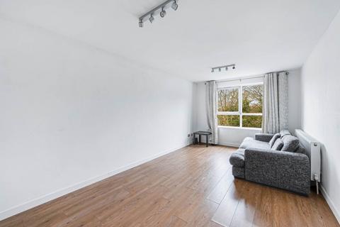 1 bedroom apartment to rent, Hanger Lane, London