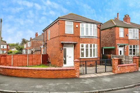 3 bedroom detached house for sale, Ashburn Road, Heaton Norris, Stockport, SK4