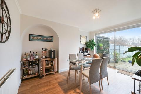 undefined, Mortimer Crescent, Worcester Park