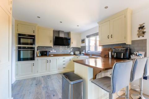 4 bedroom detached house for sale, Pride View, Pevensey, East Sussex, BN24